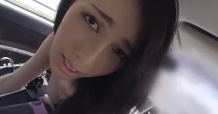 チンポほしい！会ってすぐ車内のシフトレバーでオナるド変態の京都妻