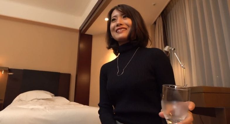 「気持ちよかった…」中出しされても朦朧とするほど飢えてたナンパ妻