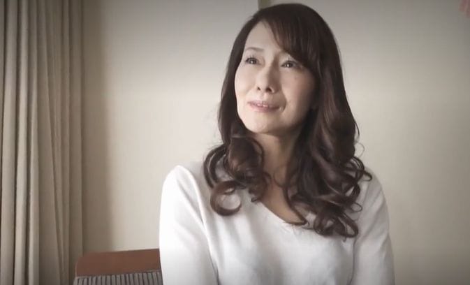 わたしオバサンだし…気後れ気味の美熟女妻がナンパ堕ちし生入れ悶絶