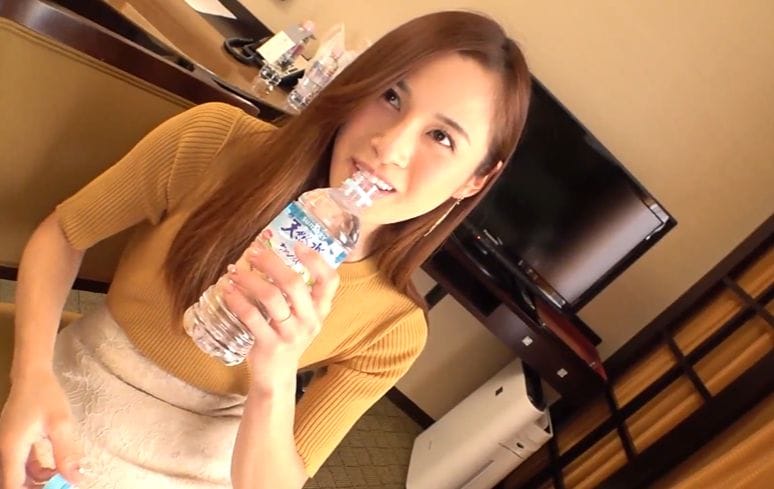 オチンボ～○◇☆●◆！早漏夫で不満暴発の美人妻と性欲解放ハメ撮り