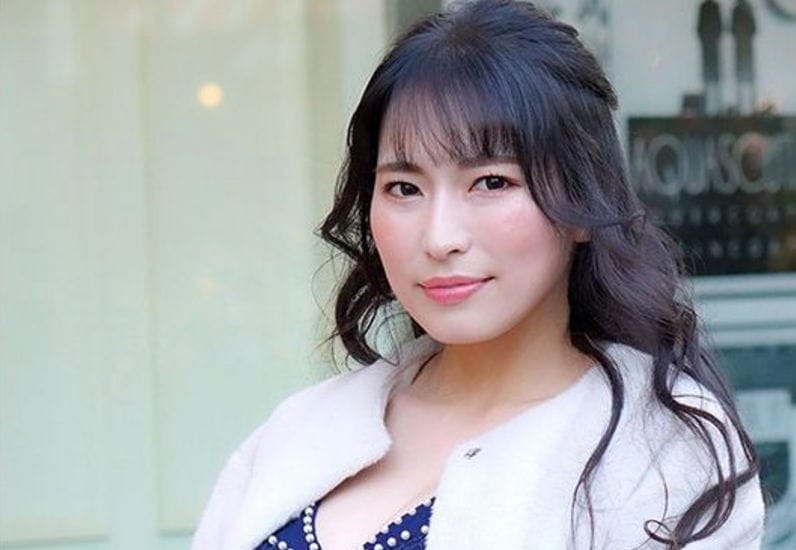 あぁしゅごーい！ナンパされた美人の巨乳熟女妻が自ら電マを当て絶頂