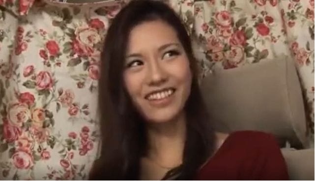 ダメぇぇ!下町でナンパしたモデルなみの美熟女が電マ責めで狂乱イキ