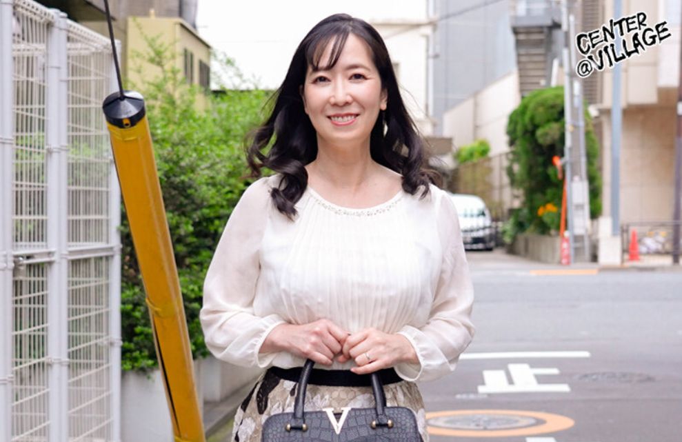 めちゃめちゃにして下さい!成田かなこ、港区五十路妻ゴザむしり交尾